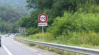 A 110&nbsp;km/h speed limit (recall) on motorway A43 autoroute through the French Alps