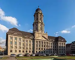 Berlin's Old City Hall, used as the stock exchange in Season 3