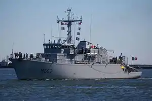 The French Navy's Céphée. PNS&nbsp;Munsif is nearly identical to the one shown in the photo.