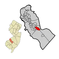 Location of Berlin in Camden County highlighted in red (right). Inset map: Location of Camden County in New Jersey highlighted in orange (left).