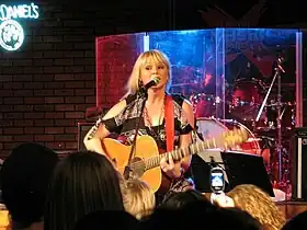 Johnson performing in Edmonton, Alberta in 2008