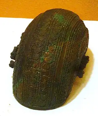 Cresentric bowl, bronze, 9th century, Igbo-Ukwu