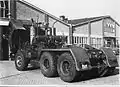 The FTF tractor had a 475&nbsp;hp Detroit two-stroke diesel engine with Roots blower