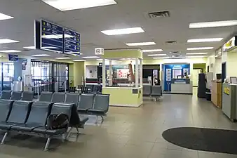 Waiting and arrival room, service kiosk