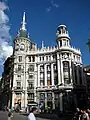 Casa de Allende&nbsp;[es], Crédit Lyonnais branch office in Madrid from 1947 (left), 2010