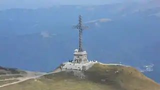 Heroes' Cross