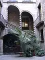 Ramping arches at Palau Dalmases&nbsp;[ca] in Barcelona
