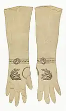 A woman's suede gloves, England, c. 1820